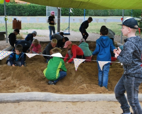 Andrang bei der Schatzsuche