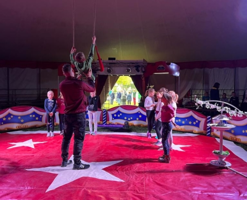 3 Training am Trapez